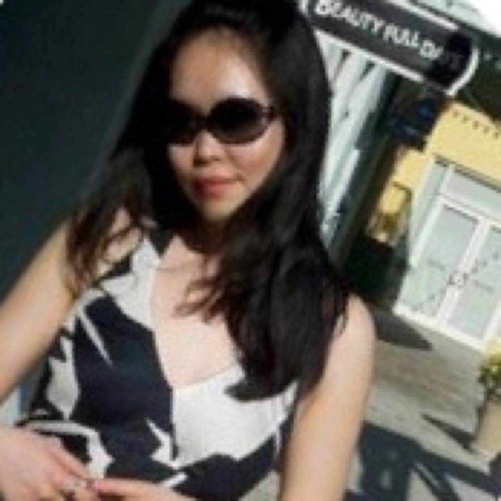Meet your Posher, Jenn